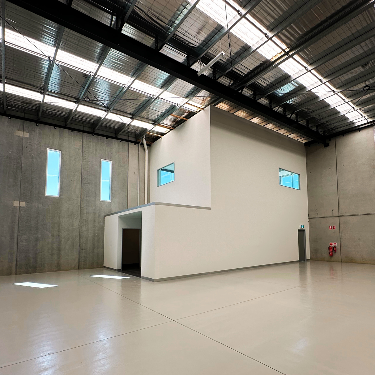 Untitled-25-x-17.2-cm